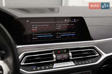 Позашляховик / Кросовер BMW X7 2019 в 