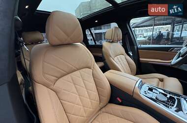 Внедорожник / Кроссовер BMW X7 2022 в Киеве