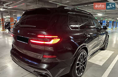 Внедорожник / Кроссовер BMW X7 2023 в 