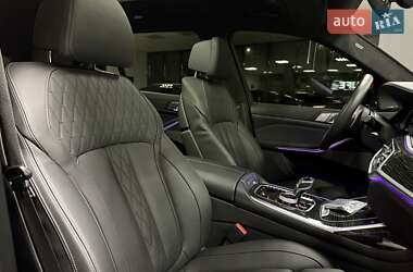 Внедорожник / Кроссовер BMW X7 2022 в 