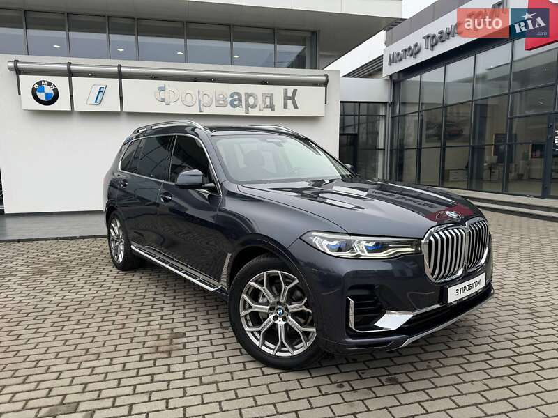 Позашляховик / Кросовер BMW X7 2020 в 