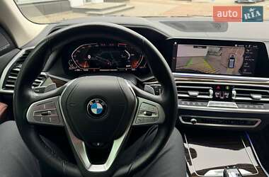 Позашляховик / Кросовер BMW X7 2020 в 