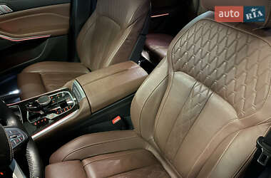 Внедорожник / Кроссовер BMW X7 2019 в 