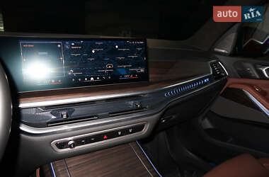 Внедорожник / Кроссовер BMW X7 2023 в 