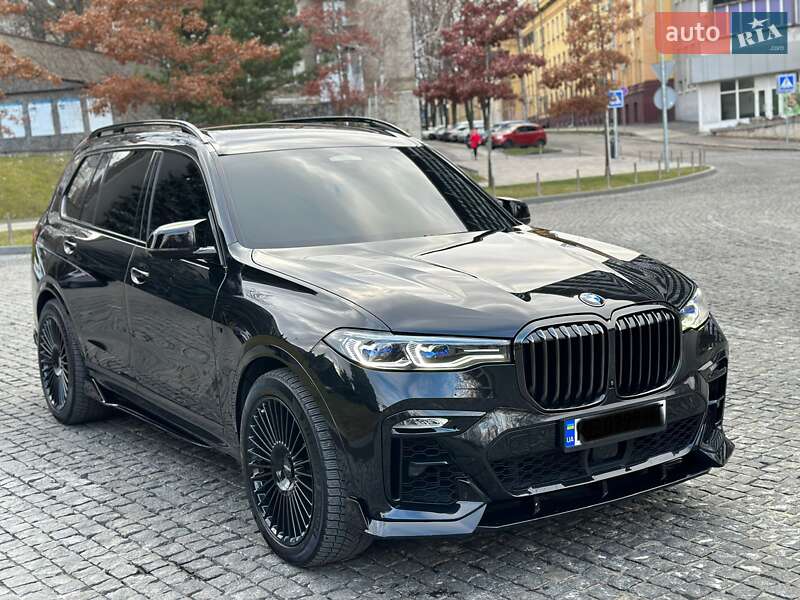 Внедорожник / Кроссовер BMW X7 2022 в Киеве