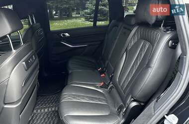 Внедорожник / Кроссовер BMW X7 2022 в Киеве