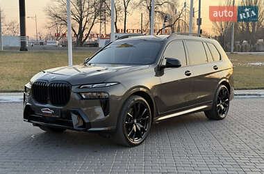 Внедорожник / Кроссовер BMW X7 2023 в 