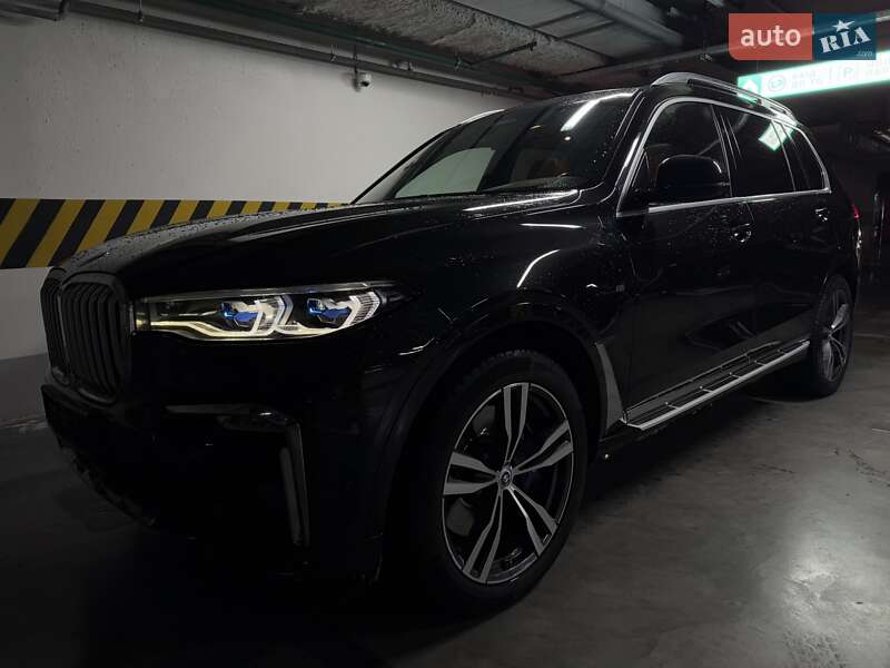 Внедорожник / Кроссовер BMW X7 2019 в Киеве