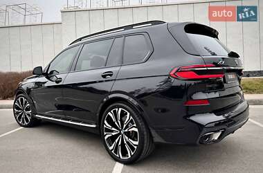 Внедорожник / Кроссовер BMW X7 2023 в Киеве