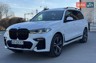 Позашляховик / Кросовер BMW X7 2020 в 