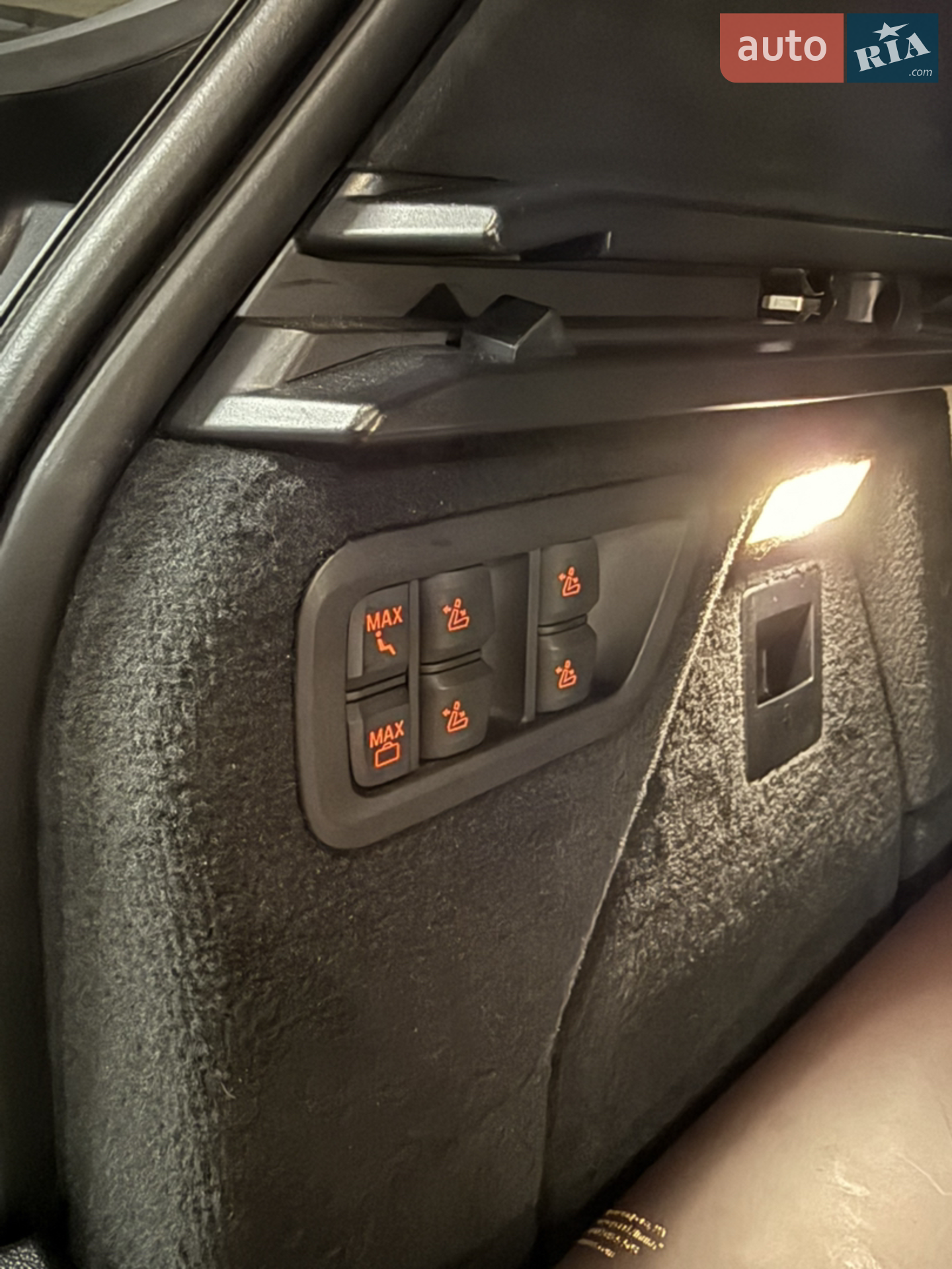2022 BMW X7 - мініатюра 41