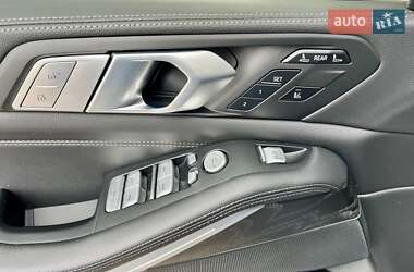 Внедорожник / Кроссовер BMW X7 2019 в 