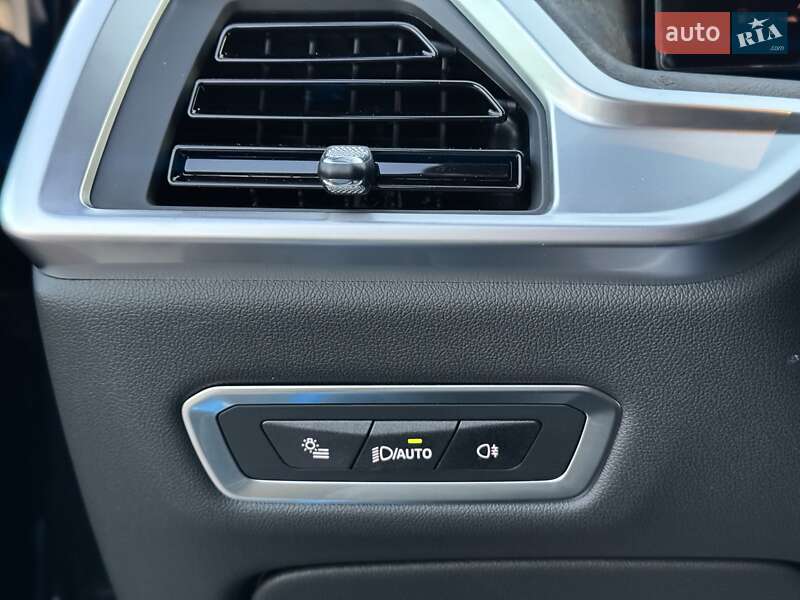 Позашляховик / Кросовер BMW X7 2024 в Одесі