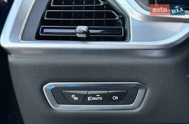 Позашляховик / Кросовер BMW X7 2024 в 