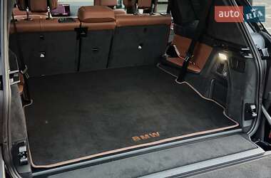 Позашляховик / Кросовер BMW X7 2024 в 