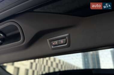 Позашляховик / Кросовер BMW X7 2024 в 