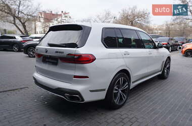 Позашляховик / Кросовер BMW X7 2019 в 