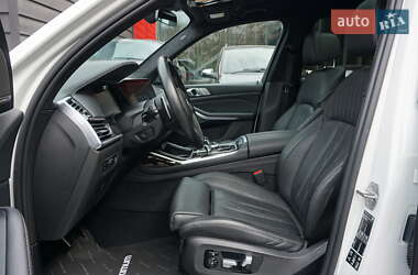 Позашляховик / Кросовер BMW X7 2019 в 