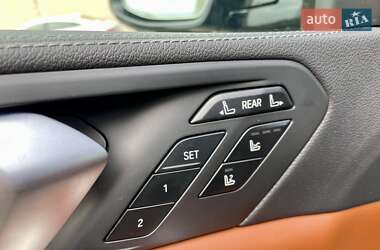 Внедорожник / Кроссовер BMW X7 2020 в 