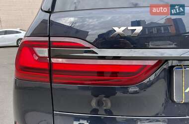 Внедорожник / Кроссовер BMW X7 2020 в 