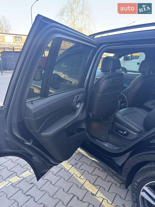 Внедорожник / Кроссовер BMW X7 2019 в Киеве фото 27 Внедорожник / Кроссовер BMW X7 2019 в Киеве