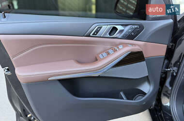 Внедорожник / Кроссовер BMW X7 2023 в 