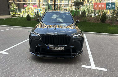 Внедорожник / Кроссовер BMW X7 2022 в 