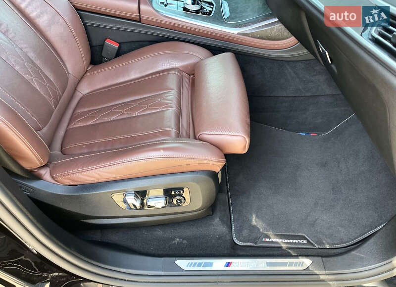 Внедорожник / Кроссовер BMW X7 2020 в Львове