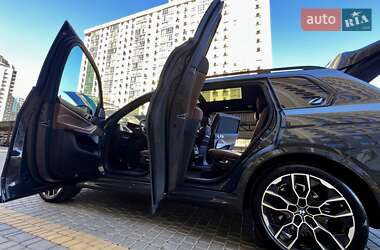 Позашляховик / Кросовер BMW X7 2024 в 