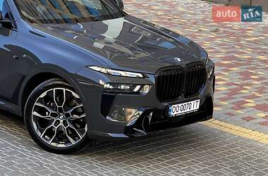 Позашляховик / Кросовер BMW X7 2024 в 