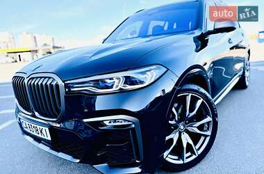 Внедорожник / Кроссовер BMW X7 2022 в 