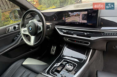 Внедорожник / Кроссовер BMW X7 2023 в 