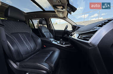 Внедорожник / Кроссовер BMW X7 2019 в 