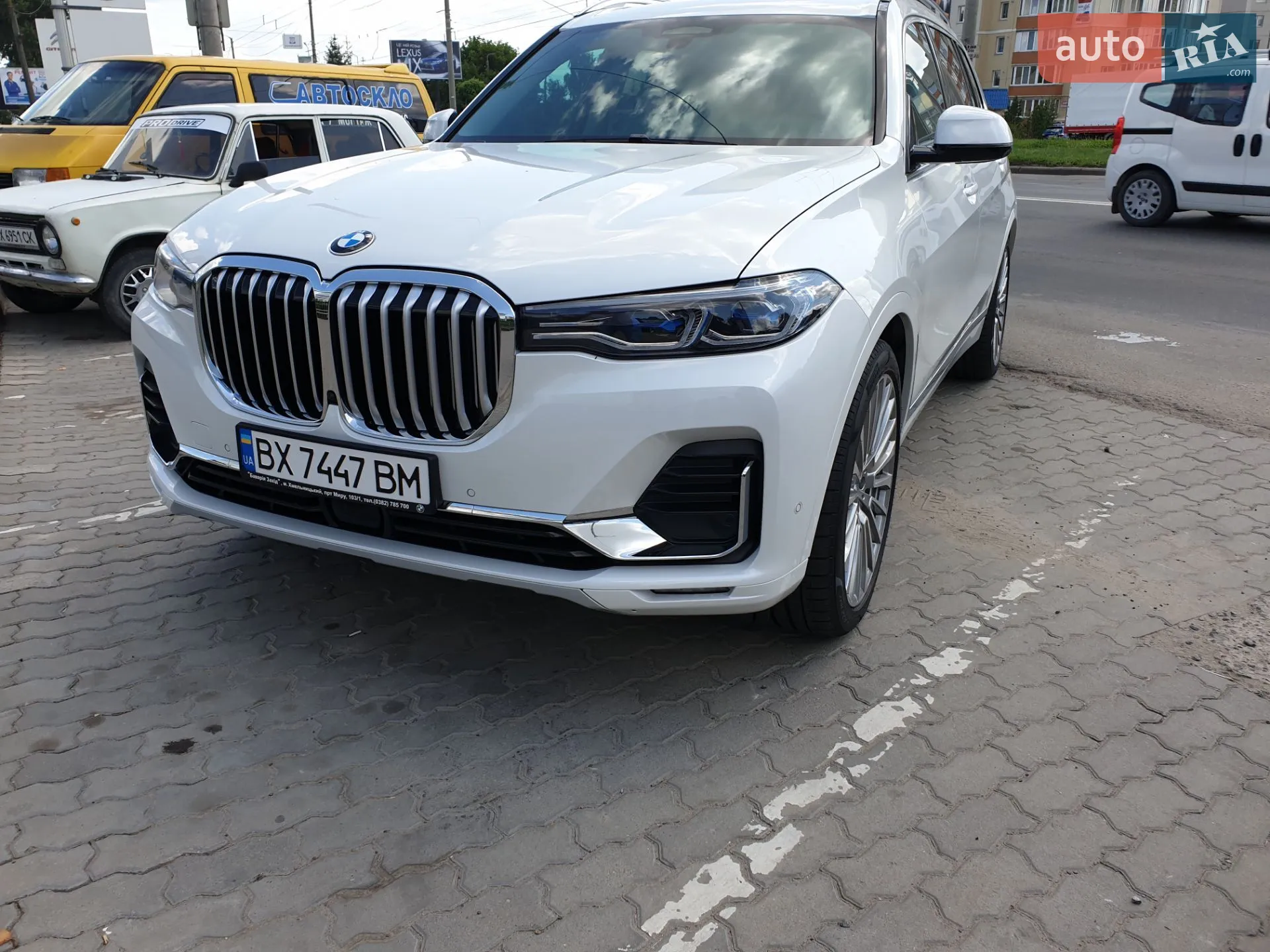 2021 BMW X7 - мініатюра 3