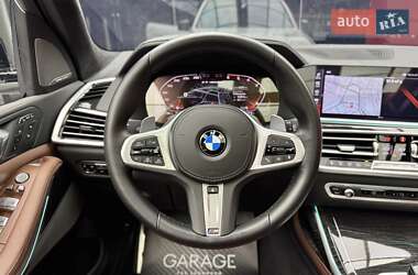 Позашляховик / Кросовер BMW X7 2020 в 
