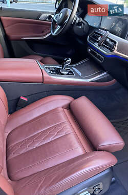 Внедорожник / Кроссовер BMW X7 2022 в 