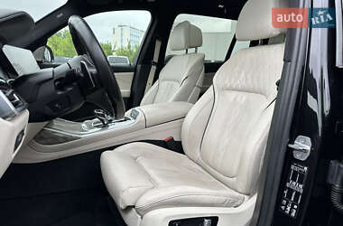 Позашляховик / Кросовер BMW X7 2019 в 