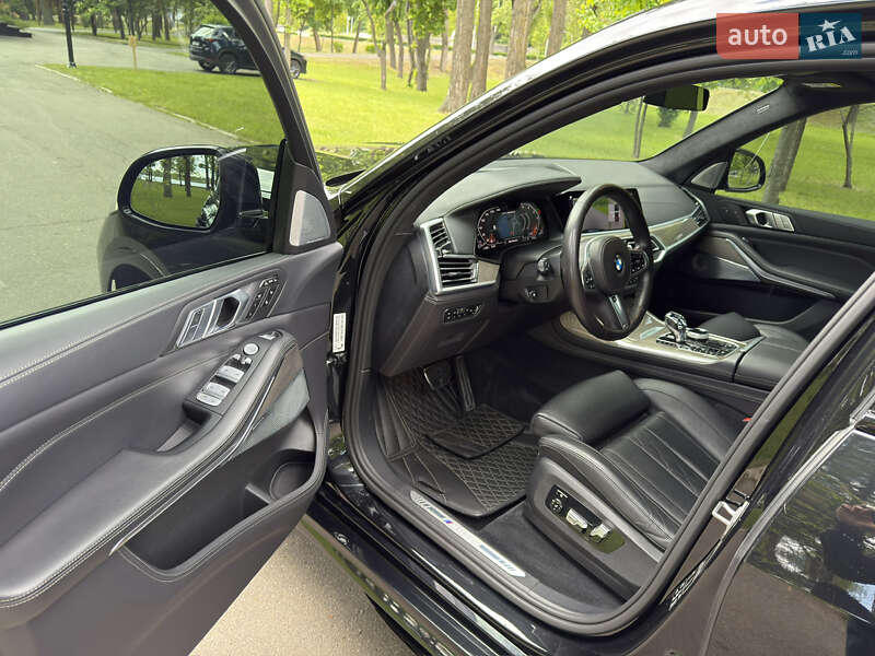 Позашляховик / Кросовер BMW X7 2019 в Києві
