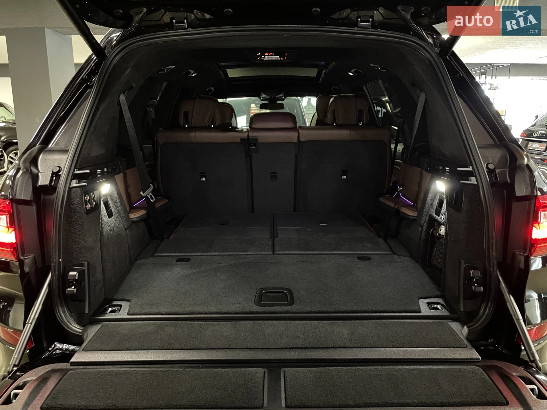 2020 BMW X7 - мініатюра 23