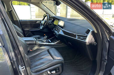 Внедорожник / Кроссовер BMW X7 2020 в 