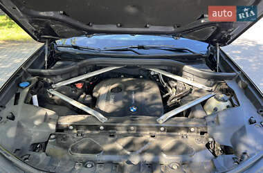 Внедорожник / Кроссовер BMW X7 2020 в 
