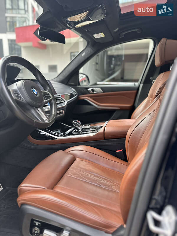 Внедорожник / Кроссовер BMW X7 2019 в Киеве