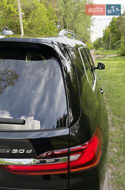 Внедорожник / Кроссовер BMW X7 2020 в 