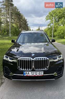 Внедорожник / Кроссовер BMW X7 2020 в 