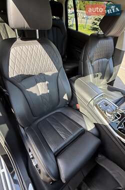 Внедорожник / Кроссовер BMW X7 2020 в 