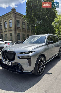 Позашляховик / Кросовер BMW X7 2023 в 
