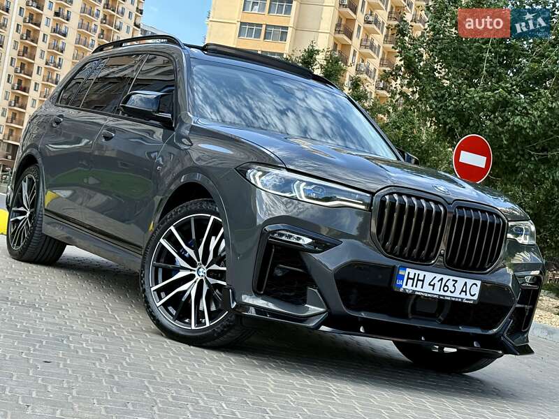 Внедорожник / Кроссовер BMW X7 2021 в Одессе