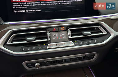 Позашляховик / Кросовер BMW X7 2019 в 