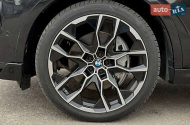 Позашляховик / Кросовер BMW X7 2019 в 