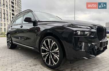Внедорожник / Кроссовер BMW X7 2023 в 